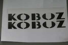 naklejka-na-boczki-oslony-boczne-bak-wsk-kobuz-2-szt-czarno-biale