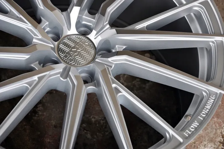 felgi-21-audi-sq7-q8-e-tron-odsadzenie-et-40