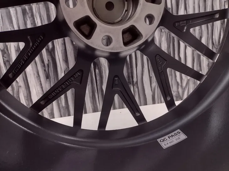 mam-rs4-19-5x120-pp-726-powloka-polysk