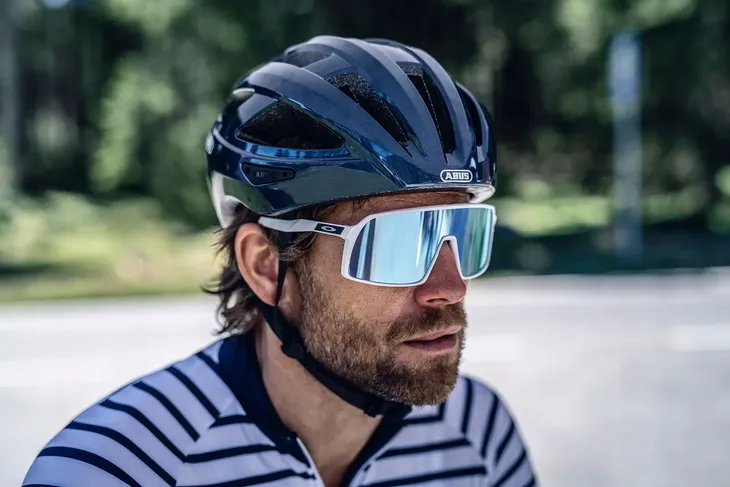 kask-rowerowy-abus-macator-matt-black-rozmiar-s-stan-nowy