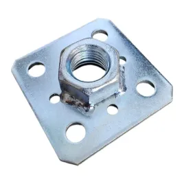 blacha-4mm-80x80-przyspawana-nakretka-na-pret-m24