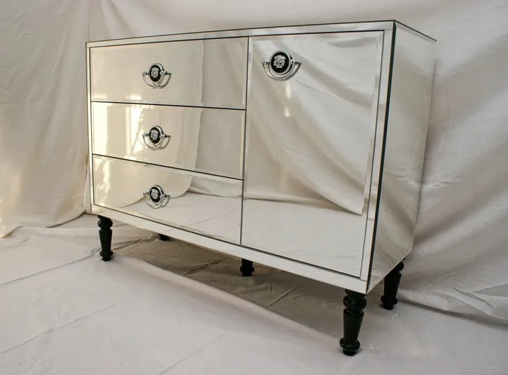 Komoda Lustrzana z 3 Szufladami 110x 80x 40, Całość Lustro