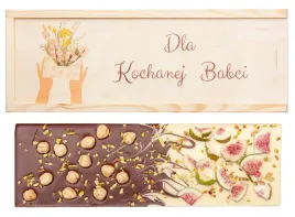 czekolada-belgijska-w-drewnie-dzien-babci