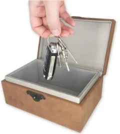duze-pudelko-blokujace-sygnal-kluczyk-klatka-faradaya-keyless-retro-braz