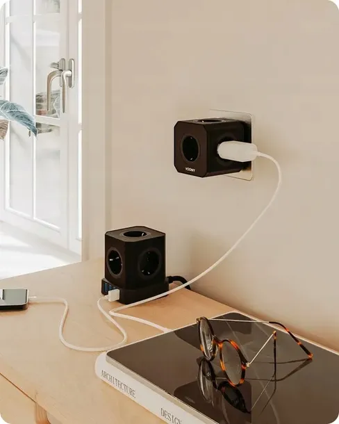 voomy-stack-power-cube-10-2m-power-socket-3-usb-a-and-1-usb-c-20w-czarny-kod-producenta-8720153811576