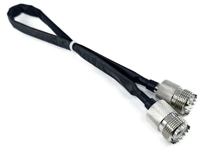przepust-okienny-gniazda-uhf-50-ohm-do-uc1