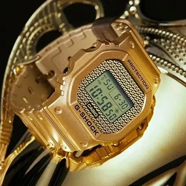 zegarek-meski-casio-g-shock-the-origin-set-material-koperty-tworzywo-sztuczne