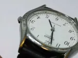 zegarek-casio-classic-casio-mq-24s-8bef-material-paska-tworzywo-sztuczne