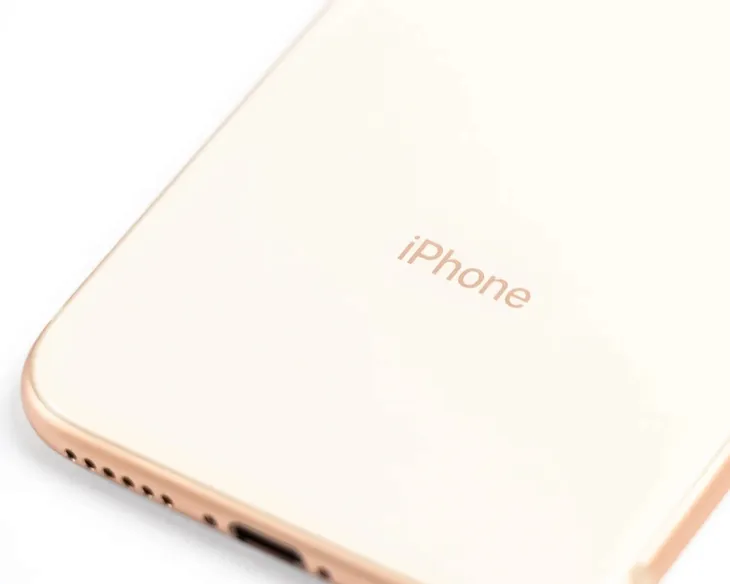 apple-iphone-8-256gb-wybor-kolorow-funkcje-aparatu-autofocus-lampa-blyskowa-optyczna-stabilizacja-obrazu-zoom