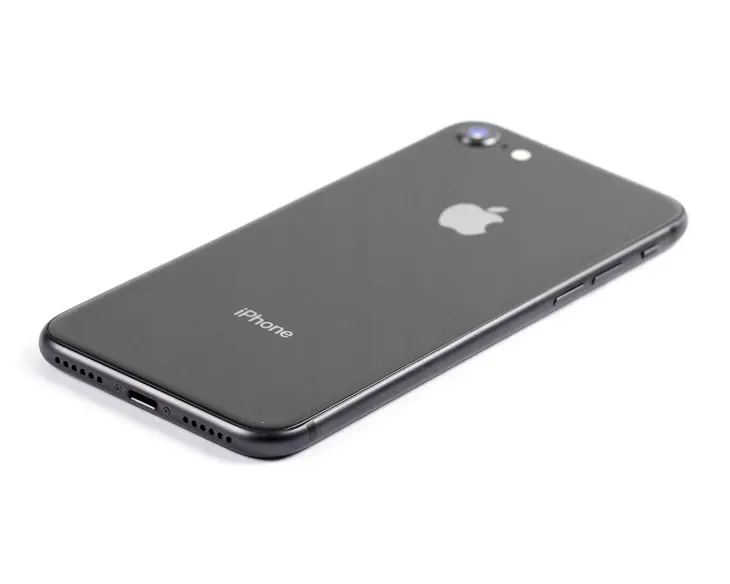 apple-iphone-8-256gb-wybor-kolorow-rozdzielczosc-ekranu-px-750-x-1334-px