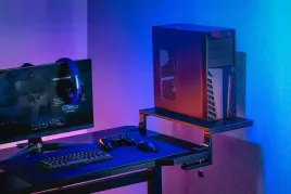 mozos-ergo-clamp-podstawka-pod-laptopa-polka-na-laptopa-pc-czarna