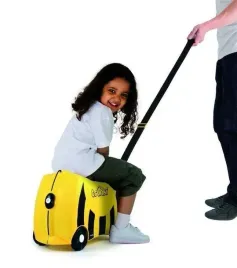 jezdzaca-walizka-trunki-dla-dzieci-pszczolka-jezdzik-bagaz-podreczny