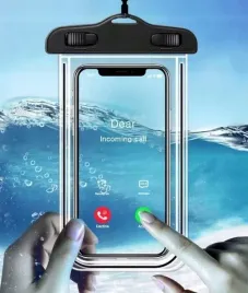 zestaw-2-sztuk-wodoodporne-etui-na-telefon-dokumenty-basen-plaza-na-prezent