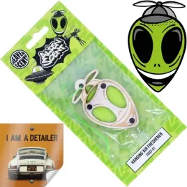 heaven-scents-alien-scent-zawieszka-zapachowa-drewniana-zapach-do-auta