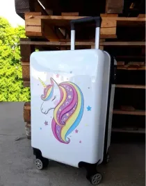 jednorozec-unicorn-bagaz-walizka-na-kolkach-dzieci-podrozna-szyfr-dziecieca