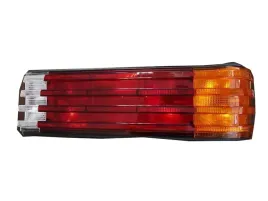 lampa-tylna-zespolona-mercedes-303-prawa-z-obudowa