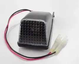 lampa-lampka-daszka-blendy-oslony-volvo-fh