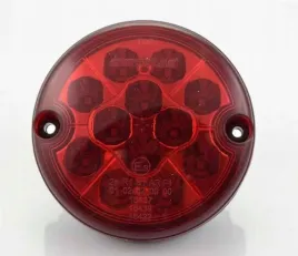 lampa-przeciwmgielna-mercedes-connecto-tylna