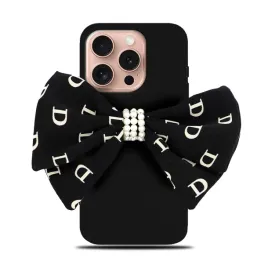 etui-do-iphone-16-pro-obudowa-matowa-czarna-case-charms-czarna-kokardka