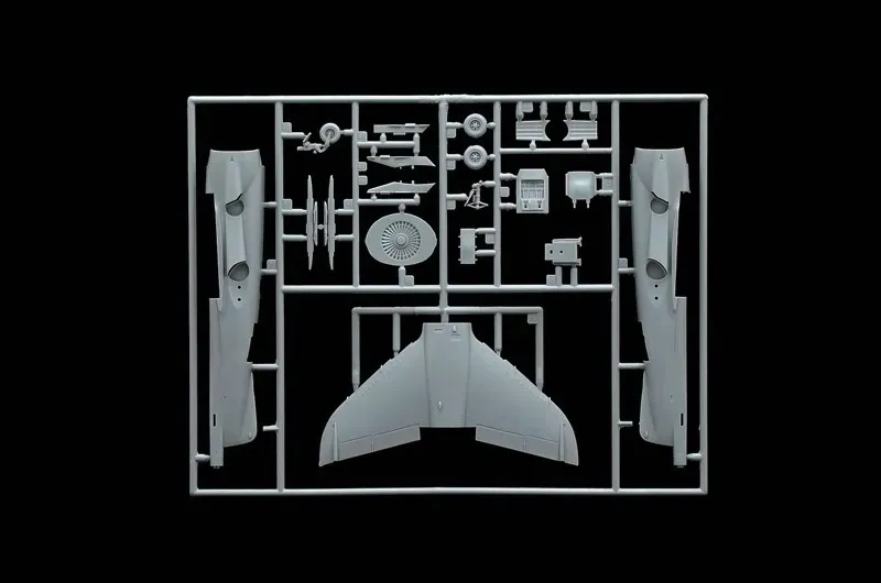 1-72-av-8a-harrier-marka-italeri
