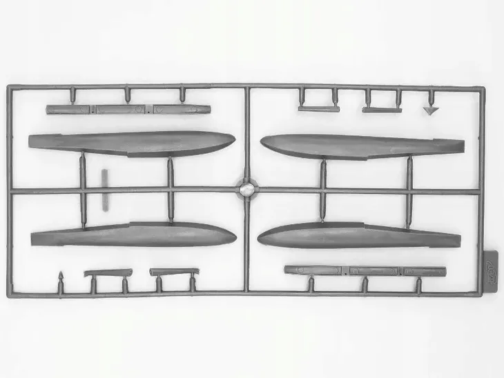 heinkel-he-51b-2-german-floatplane-fighter-1-72-okres-do-ii-wojny-swiatowej