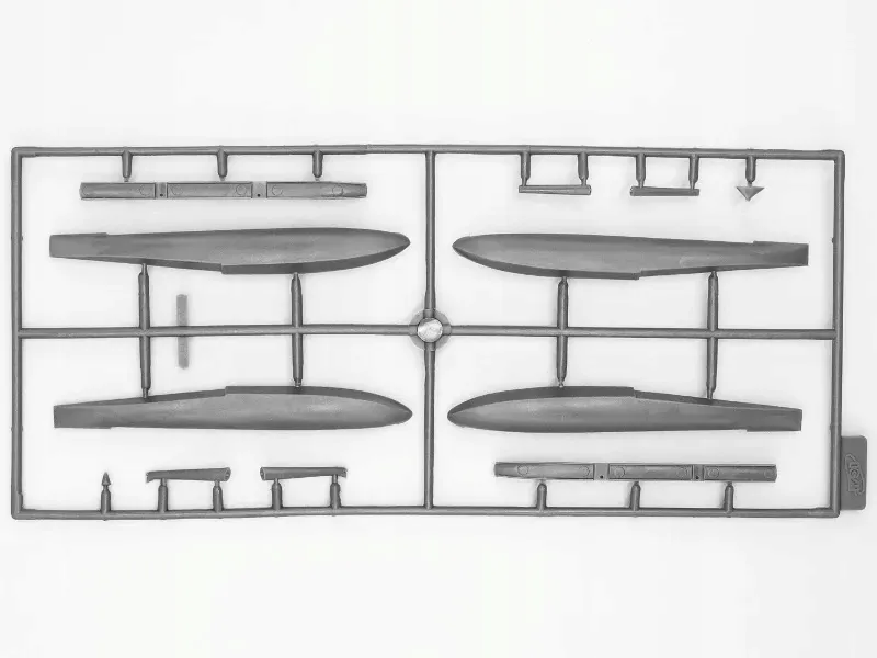heinkel-he-51b-2-german-floatplane-fighter-1-72-marka-icm