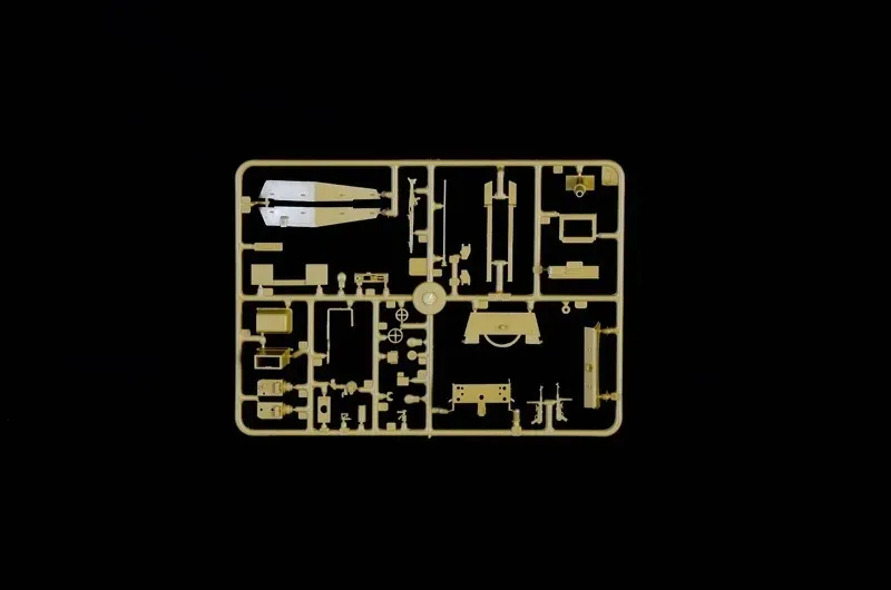 1-35-sd-kfz-234-3-marka-italeri