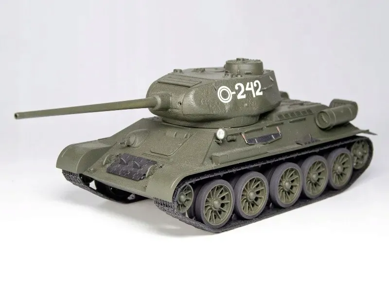 t-34-85-wwii-soviet-medium-tank-1-35