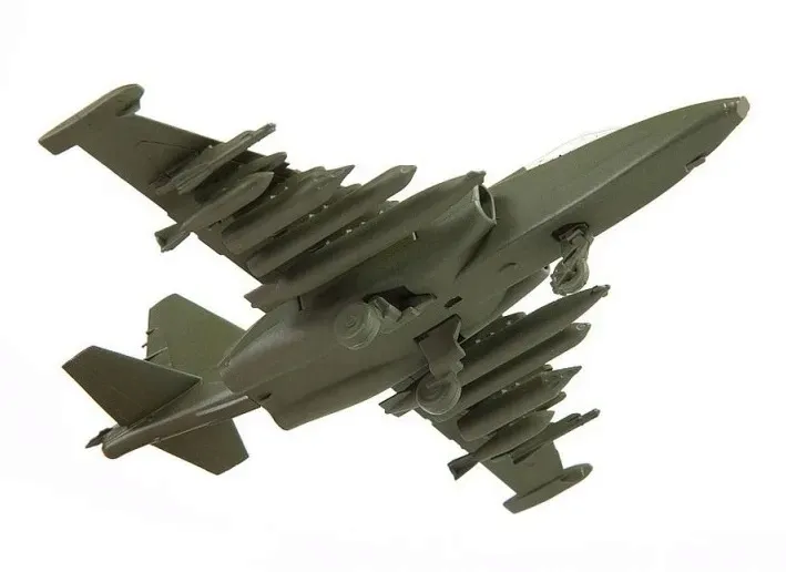 1-144-sukhoi-su-25-model-z7431