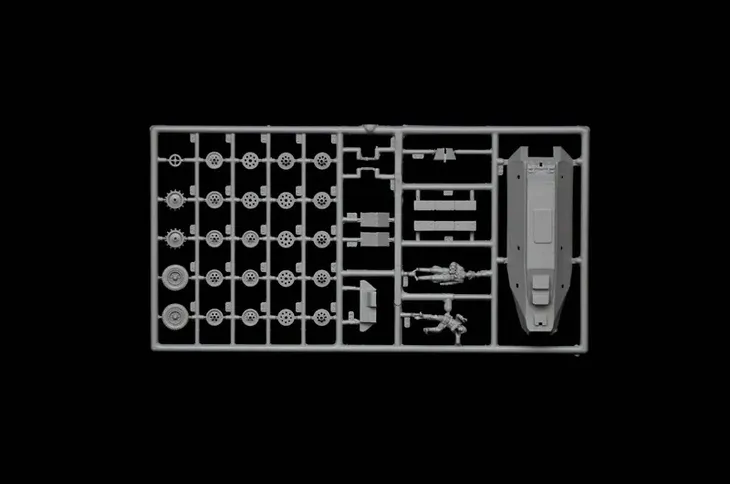 1-72-sd-kfz-251-8-ambulance-kod-producenta-7077