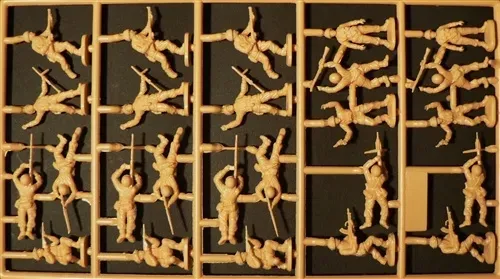 1-72-ww2-british-paratroopers-red-devils