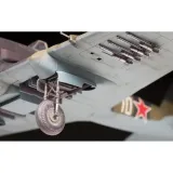 1-48-soviet-attack-aircraft-il-2-shturmovik-skala-skala-1-48