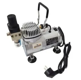 kompresor-bezolejowy-do-aerografu-tc-20c-z-filtrem