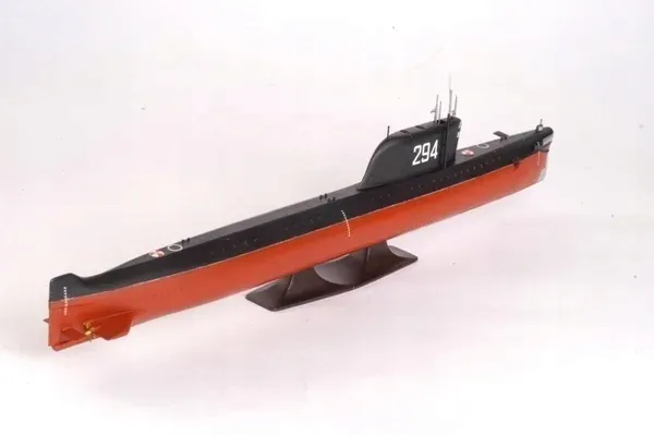 1-350-soviet-nuclear-submarine-k-19-stan-zlozenia-do-zlozenia