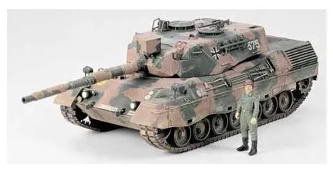 1-35-tamiya-35112-west-german-leopard-a4
