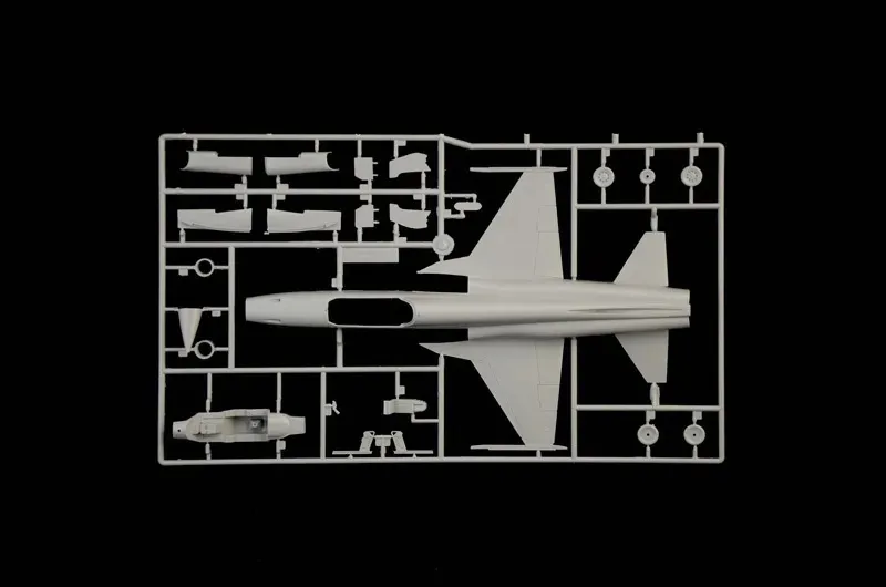 1-48-f-5e-tiger-ii-marka-italeri