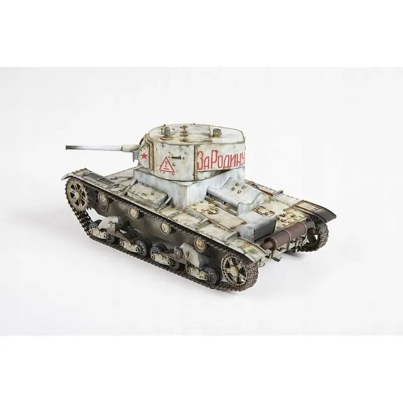 1-35-t-26-mod-1933-soviet-light-tank-wwii-marka-zvezda
