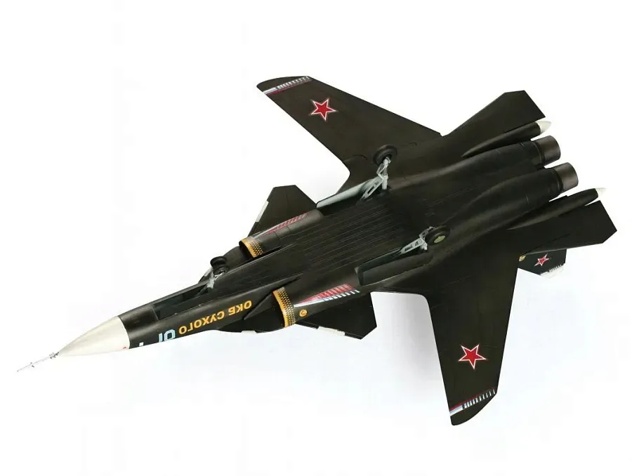 1-72-sukhoi-su-47-berkut-marka-zvezda