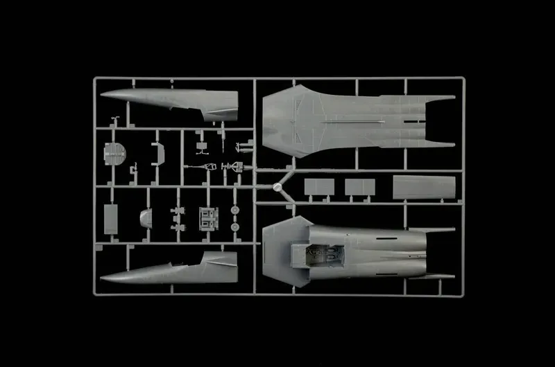 1-72-ef-111-a-raven-marka-italeri