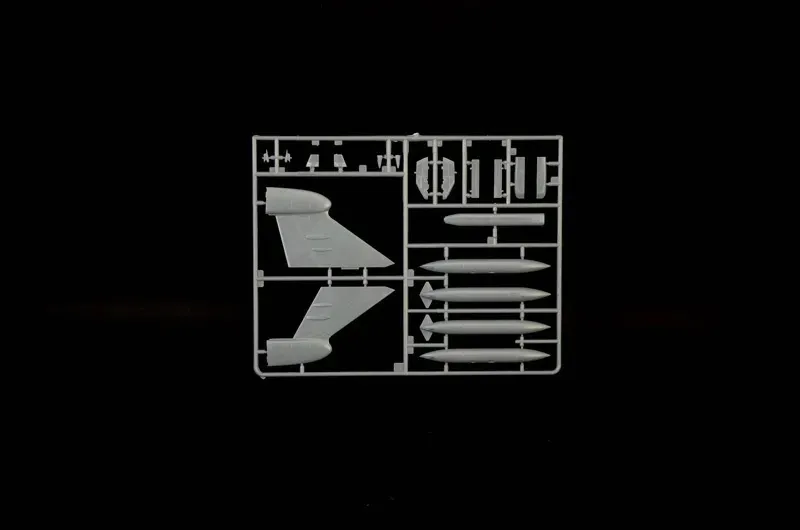 1-72-ef-111-a-raven-marka-italeri