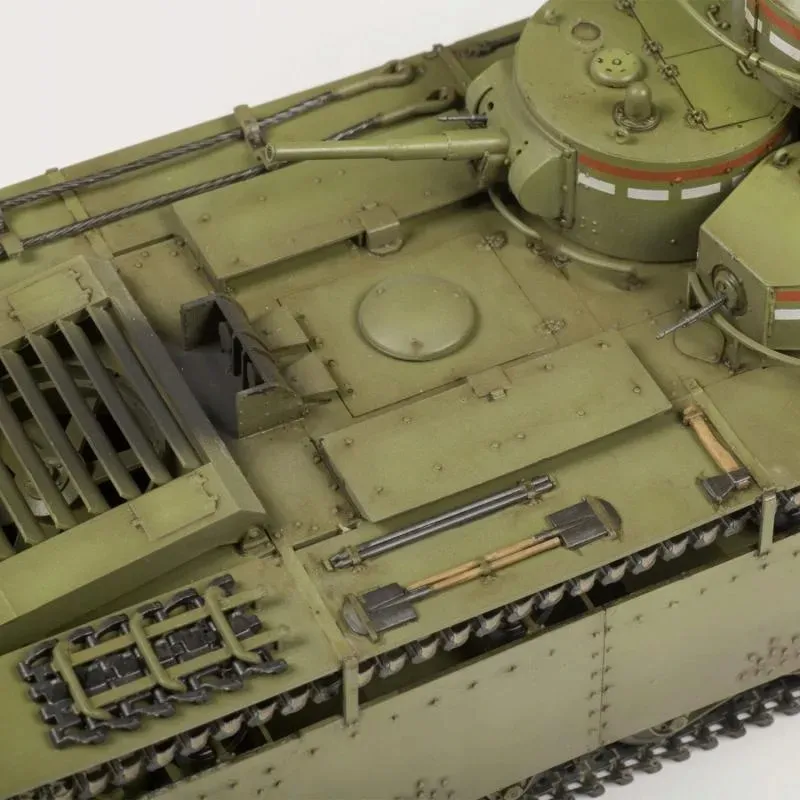 1-35-soviet-heavy-tank-t-35-marka-zvezda