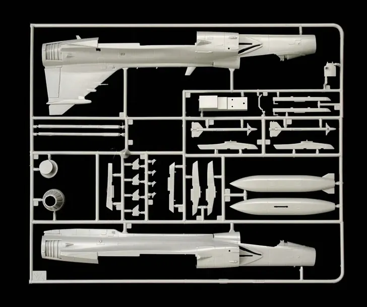 1-48-jas-39-a-gripen-marka-italeri