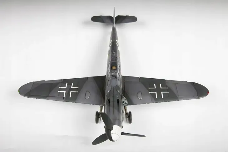 1-48-german-fighter-messerschmitt-bf-109-g6-model-bf109