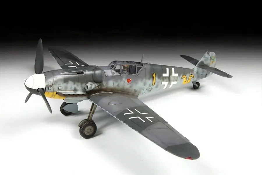 1-48-german-fighter-messerschmitt-bf-109-g6-marka-zvezda