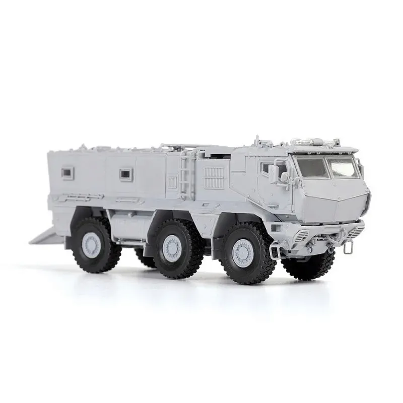 1-72-typhoon-k-russian-armoured-vehicle-marka-zvezda