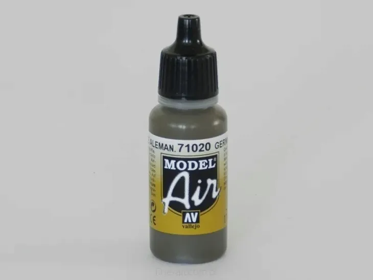 vallejo-71020-model-air-17-ml-german-green-wykonczenie-matowe