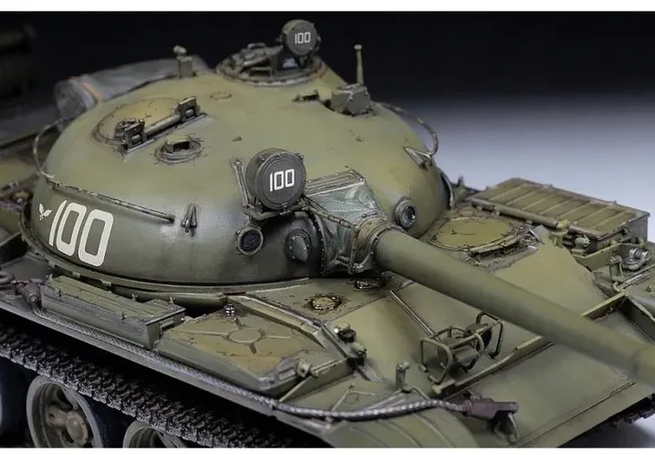 1-35-t-62-soviet-main-battle-tank-kod-producenta-4600327036223