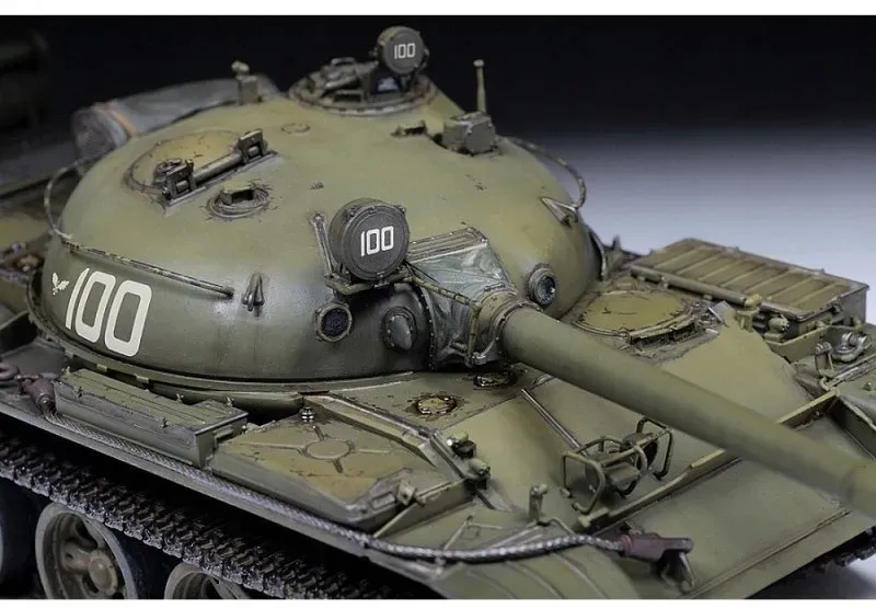 1-35-t-62-soviet-main-battle-tank