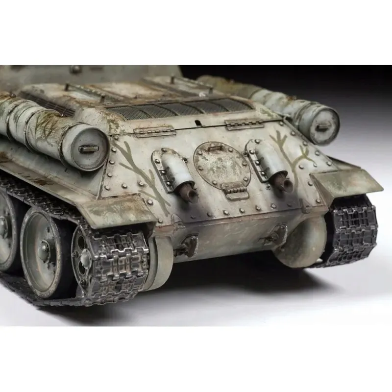1-35-soviet-tank-destroyer-su-122-marka-zvezda
