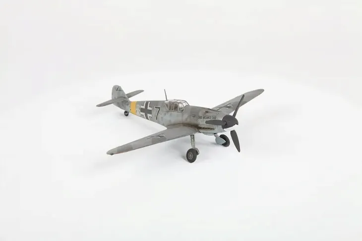 1-72-messerschmitt-b-109-f2-marka-zvezda-skala-skala-1-72